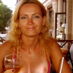 Yrina - Sie sucht Sex in Annaburg Profil von Yrina, 42 Jahre, Sie sucht Sex in Annaburg (Sachsen-Anhalt)